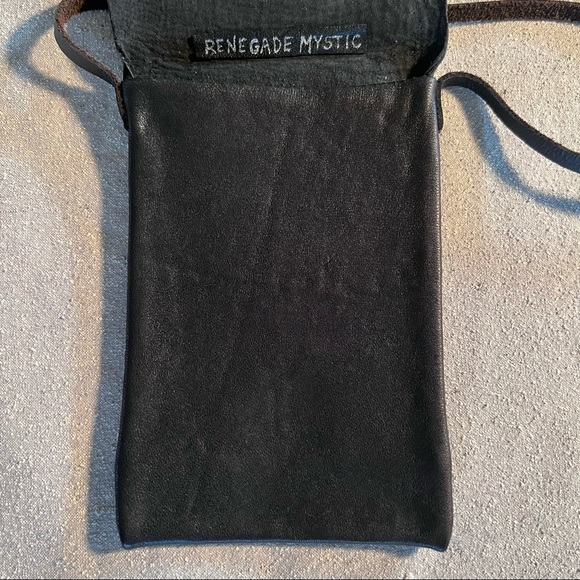 Handcrafted Upcycled Leather Sundial & Selenite Crossbody (phone,etc.) P… - Picture 4 of 6